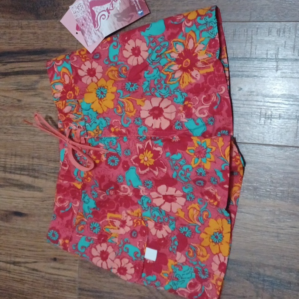 Kanu board shorts girls sz 5 tropical Hawaiian travel summer lighweight floral